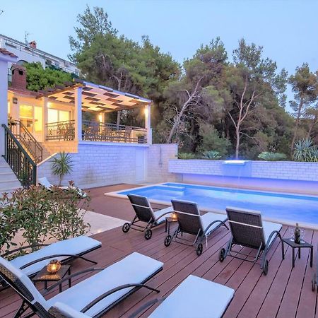 Villa Fani - Apartments In Трогір Екстер'єр фото