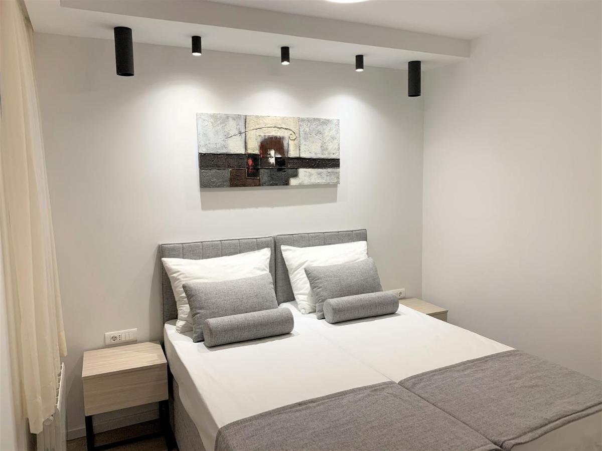 Villa Fani - Apartments In Трогір Екстер'єр фото