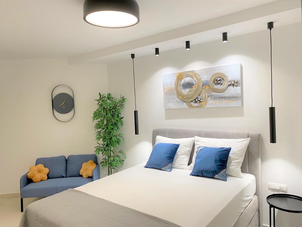 Villa Fani - Apartments In Трогір Екстер'єр фото