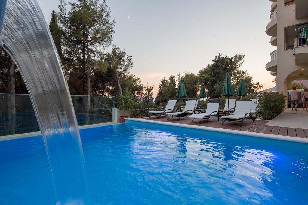 Villa Fani - Apartments In Трогір Екстер'єр фото