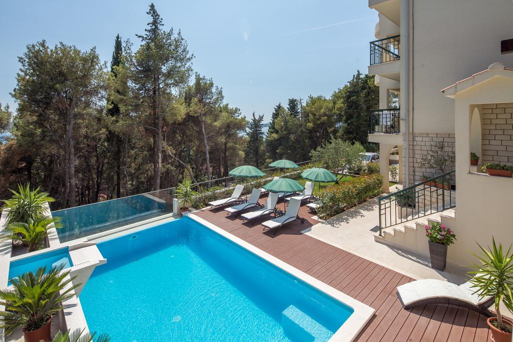 Villa Fani - Apartments In Трогір Екстер'єр фото
