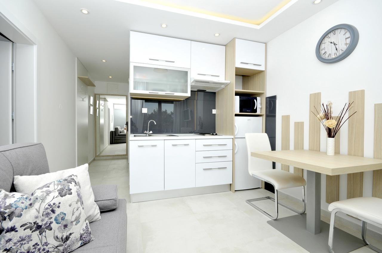 Villa Fani - Apartments In Трогір Екстер'єр фото